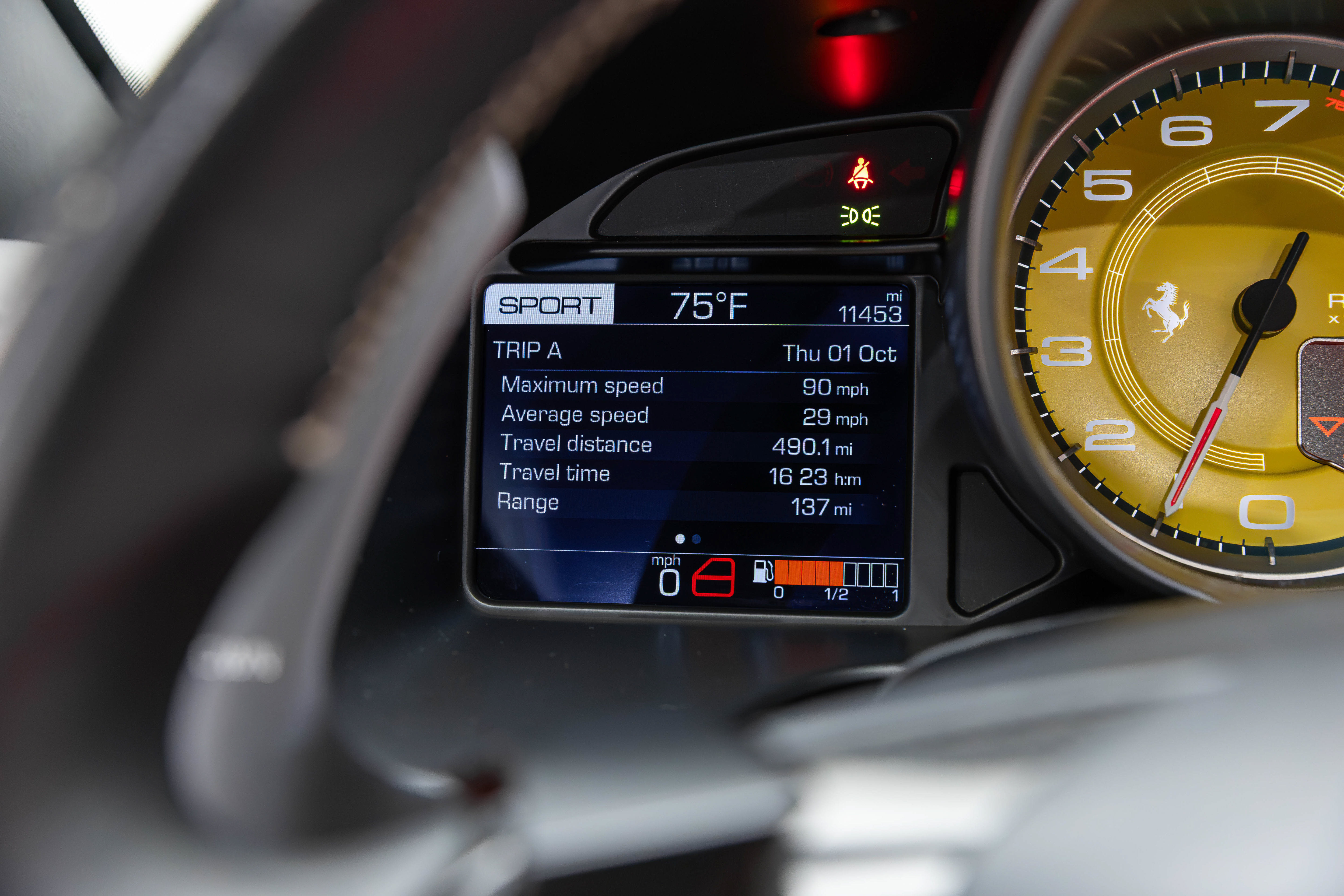 Certified 2019 Ferrari Portofino RWD image 31