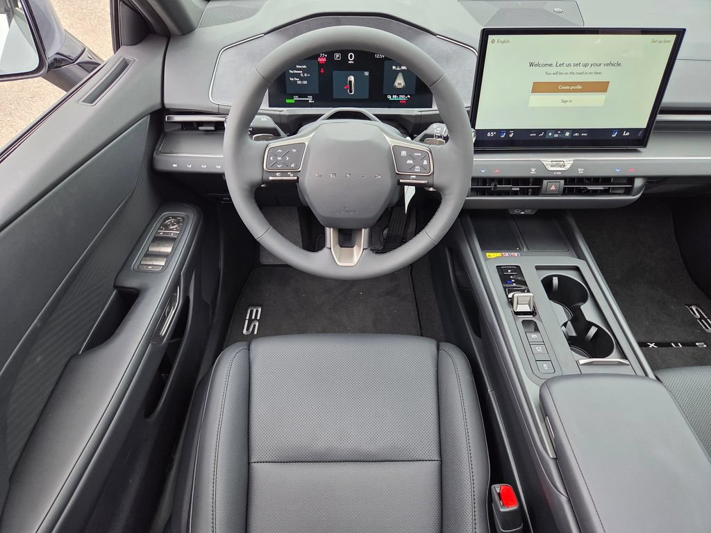 New 2026 Lexus ES 350e FWD image 4