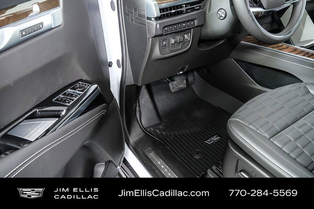Certified 2026 Cadillac Escalade ESV Platinum Sport w/ LPO, ONYX Package image 10