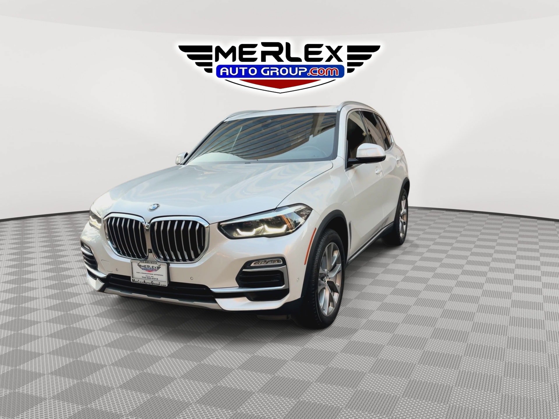 Used 2021 BMW X5 xDrive40i w/ Premium Package 2 AWD/4WD image 4
