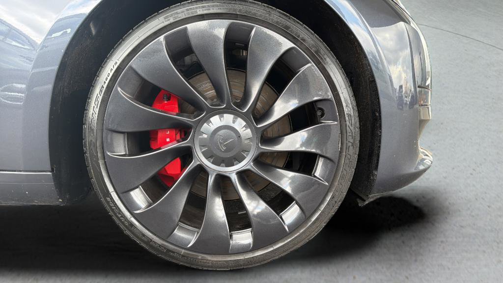 Used 2023 Tesla Model 3 Performance image 12