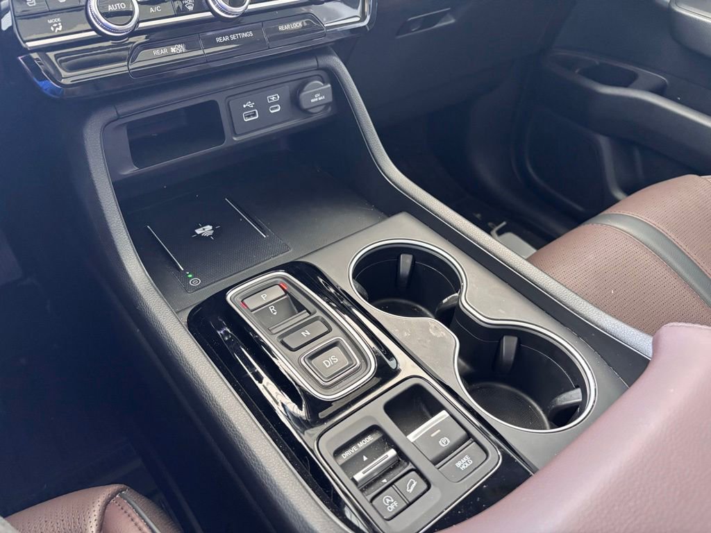 Certified 2025 Honda Pilot Elite image 27