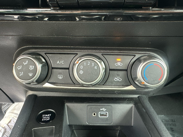 Used 2025 Nissan Kicks S FWD image 35