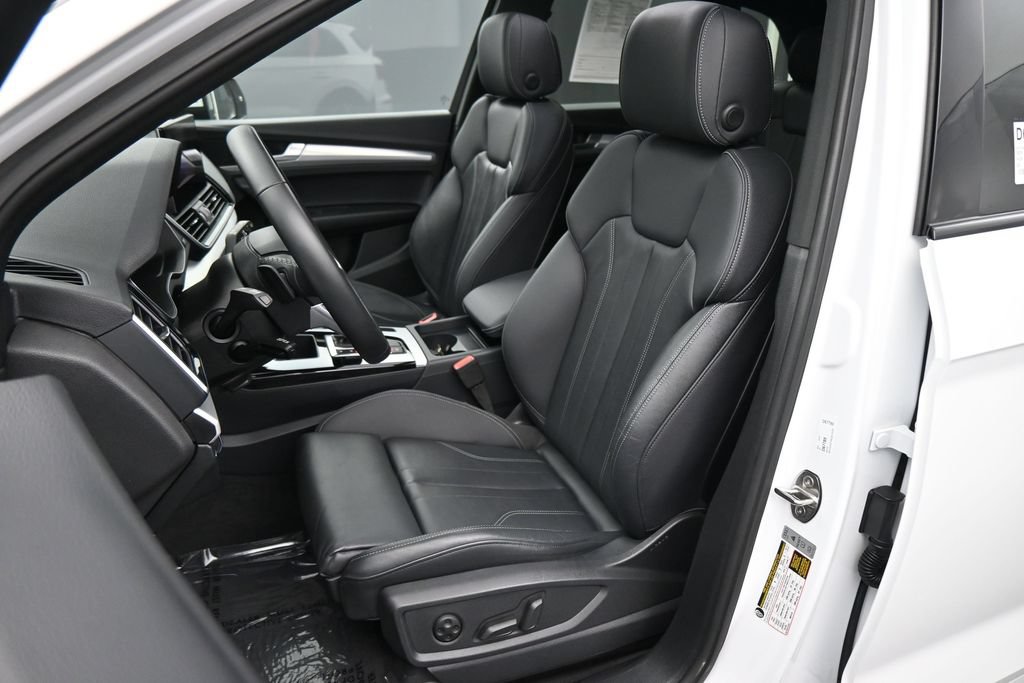 Used 2025 Audi Q5 2.0T Premium AWD/4WD image 16