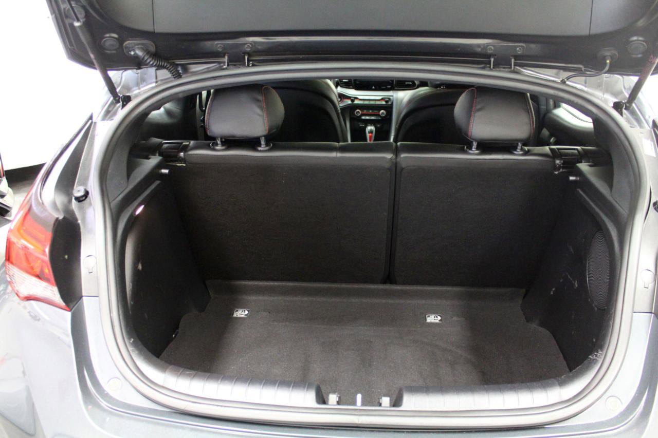 Used 2019 Hyundai Veloster Turbo image 27