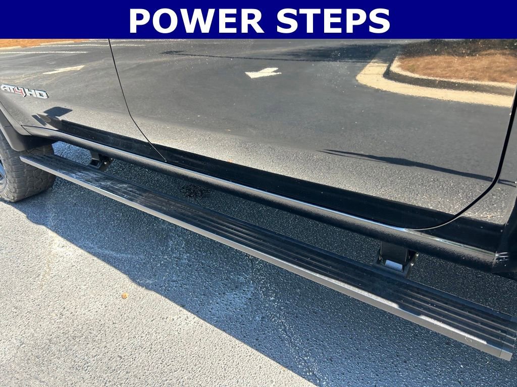 Used 2024 GMC Sierra 2500 AT4 w/ AT4 Premium Plus Package image 11