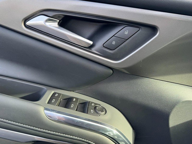 New 2026 Chevrolet Traverse LT w/ Sun and Wheel Package image 39