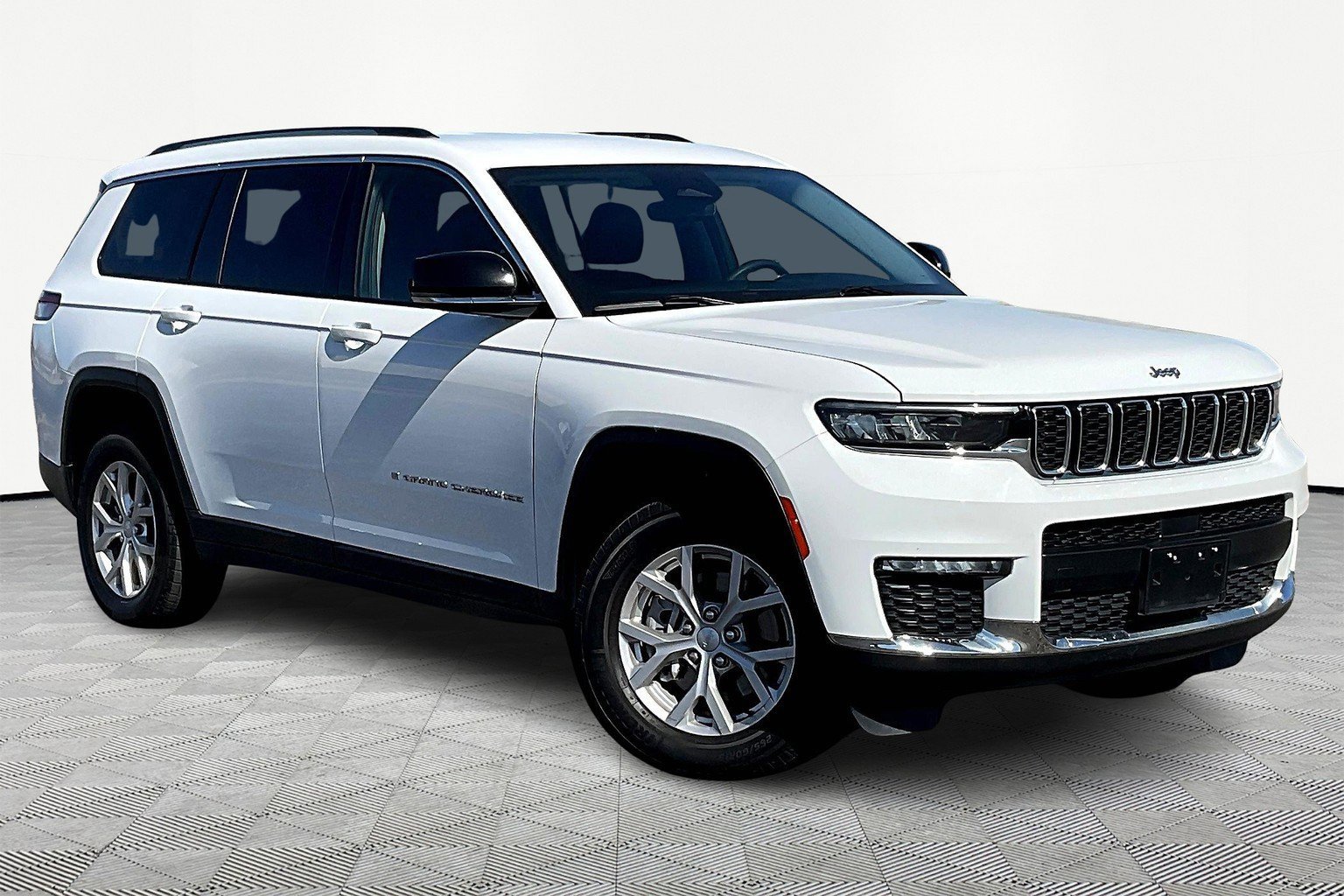 Used 2023 Jeep Grand Cherokee L Limited