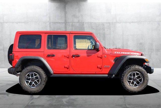 Used 2025 Jeep Wrangler Unlimited Rubicon AWD/4WD image 5