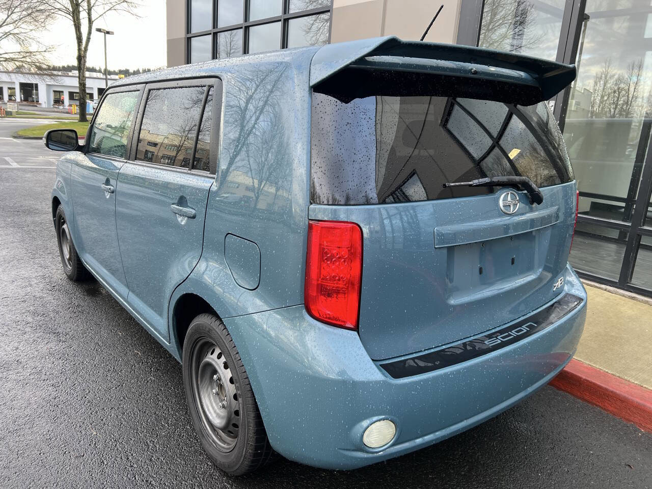 Used 2010 Scion xB image 5