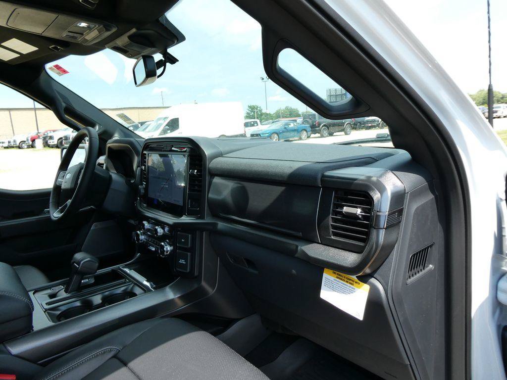 New 2026 Ford F150 Lariat w/ FX4 Off-Road Package AWD/4WD image 12