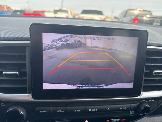 Used 2022 Hyundai Venue SE image 22