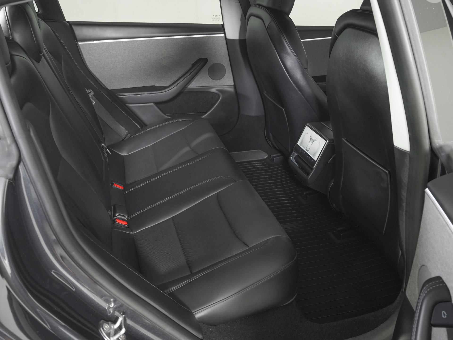 Used 2025 Tesla Model 3 RWD image 9