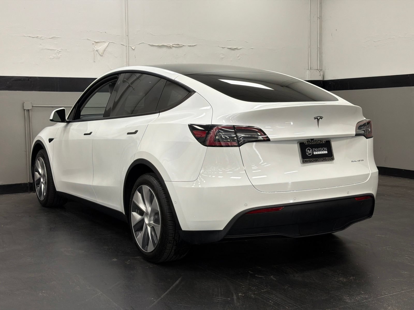 Used 2020 Tesla Model Y Long Range AWD/4WD image 9