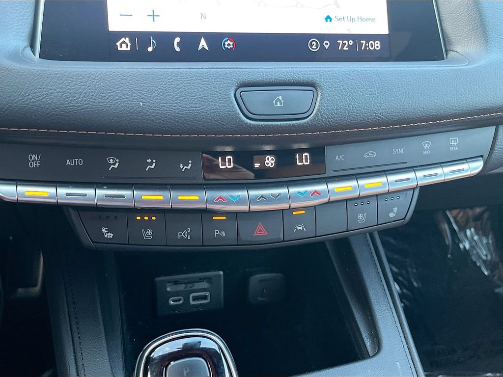 Used 2023 Cadillac XT4 Sport AWD/4WD image 16