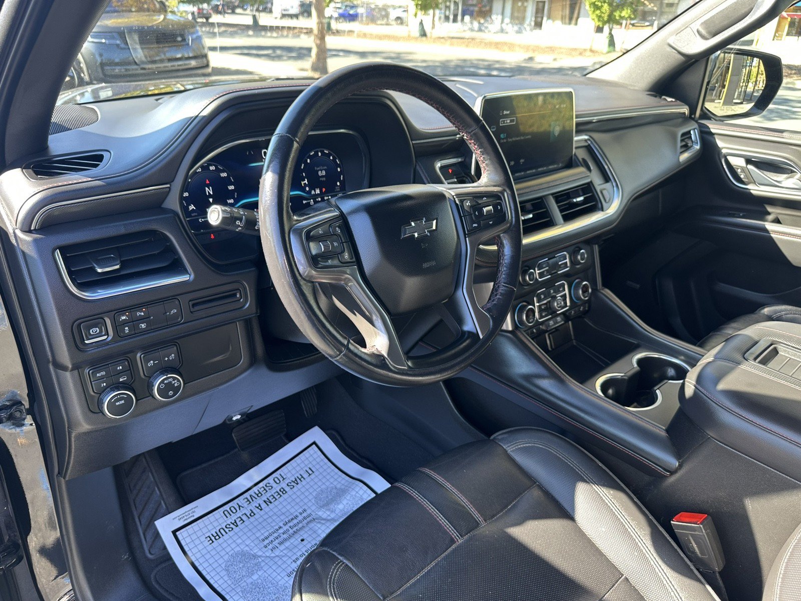 Used 2022 Chevrolet Suburban RST w/ Luxury Package AWD/4WD image 18