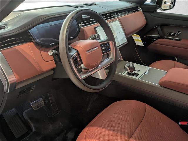 New 2026 Land Rover Range Rover SV image 3