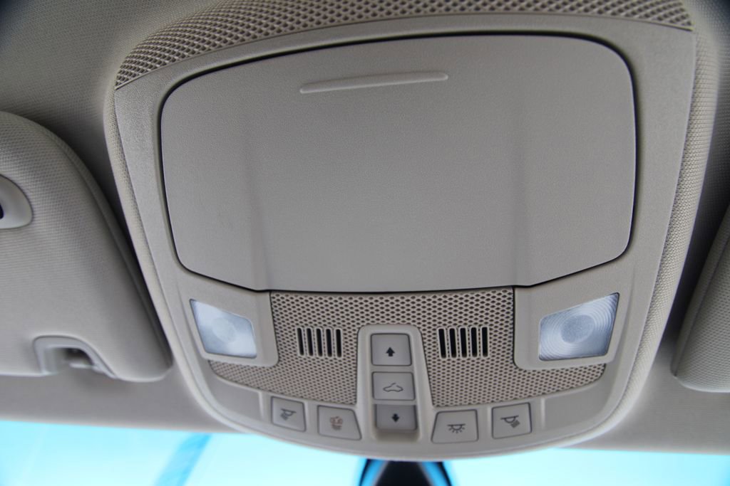 Used 2017 Lincoln MKZ Select w/ Technology Package image 39