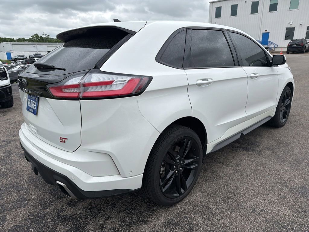 Used 2024 Ford Edge ST w/ Equipment Group 401A AWD/4WD image 3