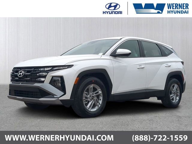 New 2025 Hyundai Tucson SE image 1