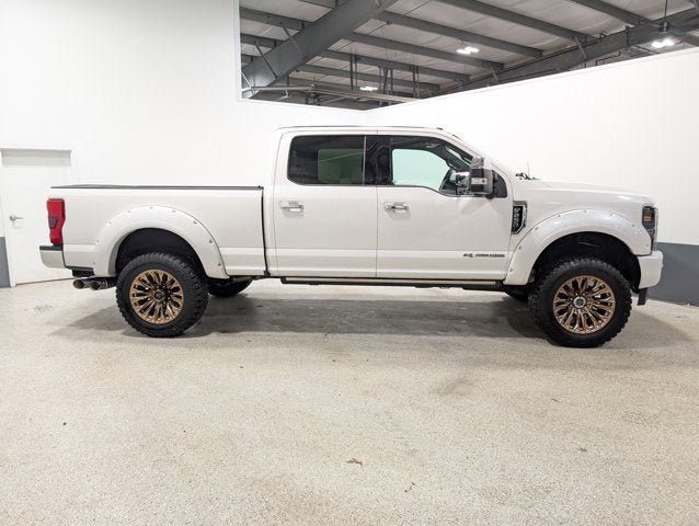 Used 2018 Ford F250 Platinum w/ Platinum Ultimate Package AWD/4WD image 2