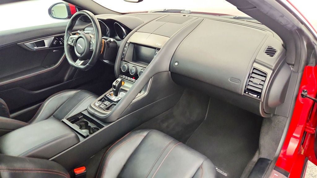 Used 2017 Jaguar F-TYPE S British Design Edition AWD/4WD image 21