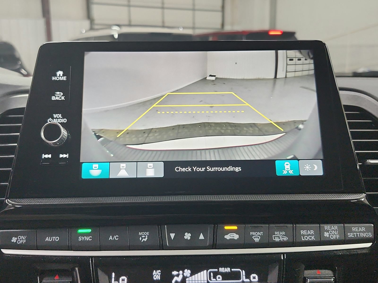 Used 2025 Honda Odyssey EX-L image 16