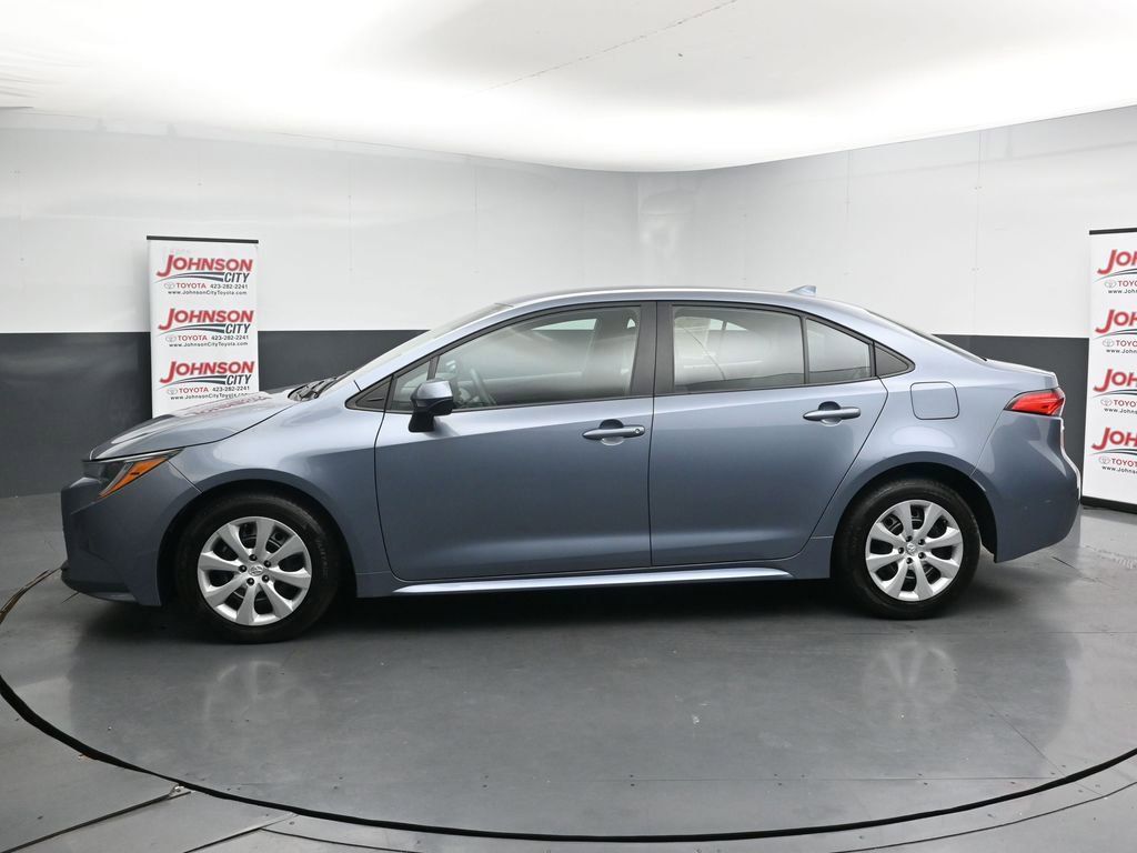 Used 2024 Toyota Corolla LE image 5