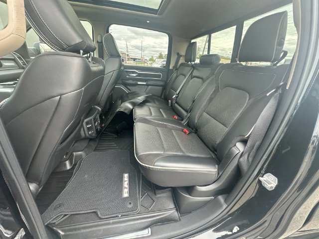 Used 2019 RAM 1500 Laramie AWD/4WD image 22