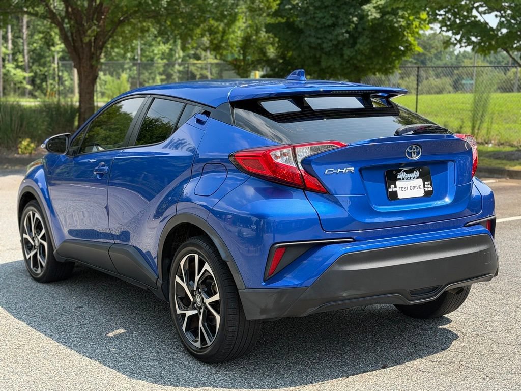 Used 2020 Toyota C-HR XLE FWD image 3