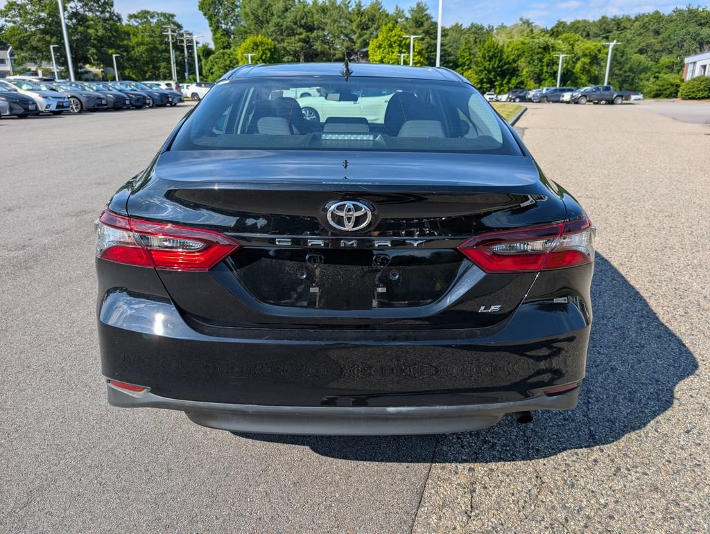 Used 2023 Toyota Camry LE FWD image 4