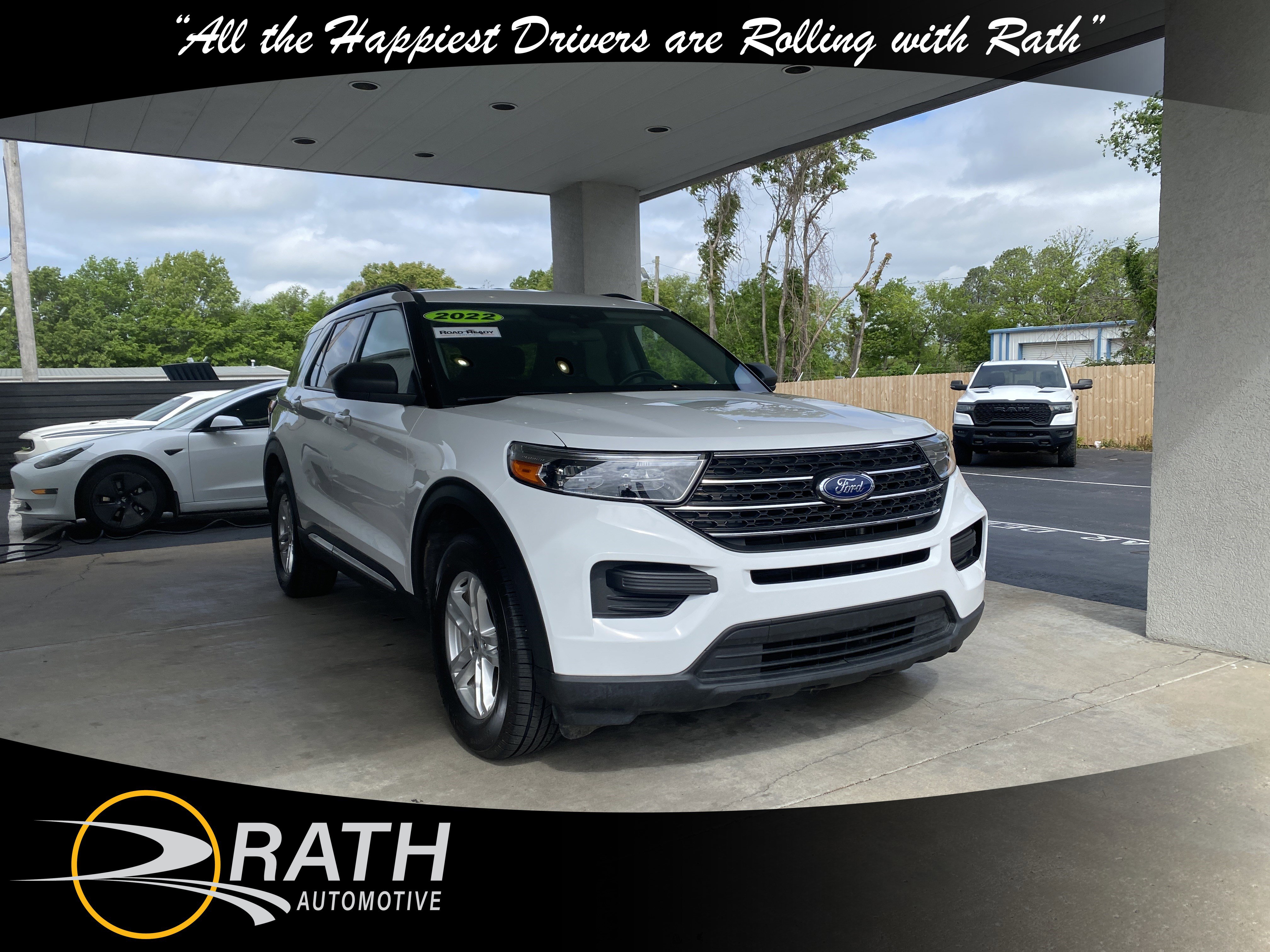 Used 2022 Ford Explorer XLT AWD/4WD image 4