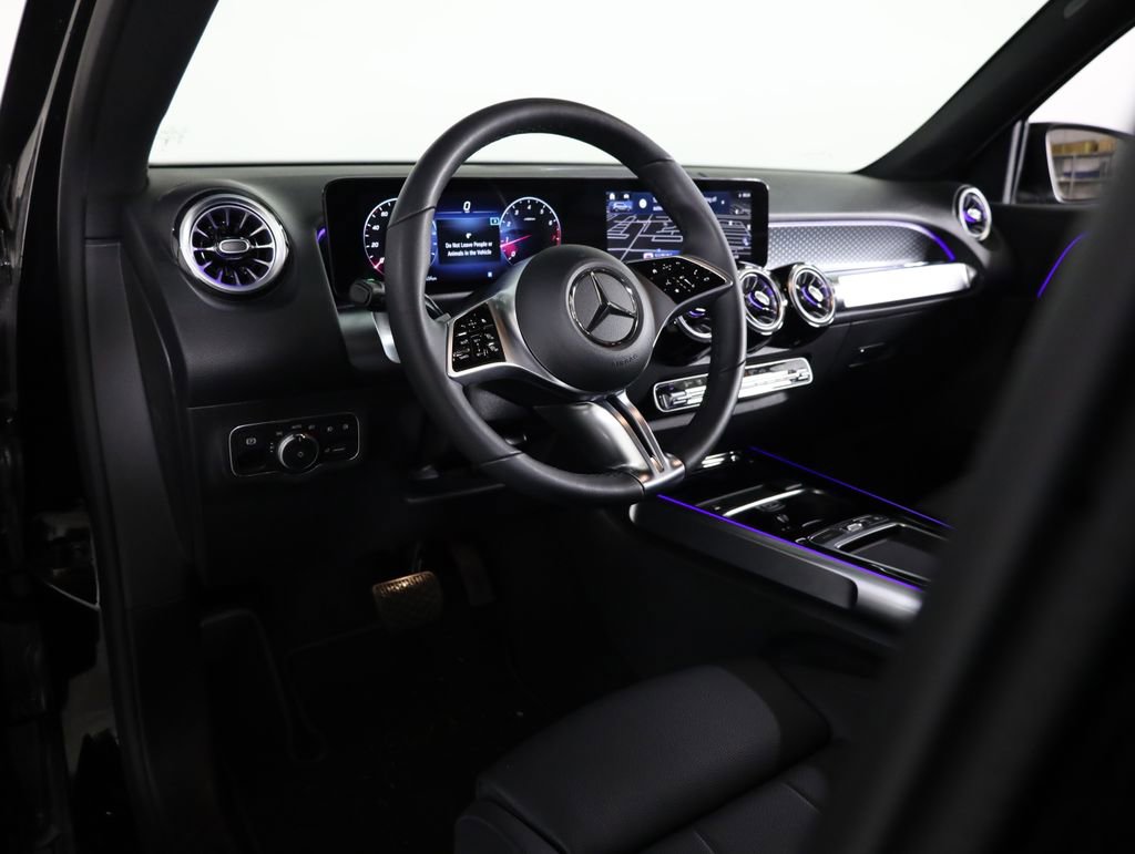 Certified 2025 Mercedes-Benz GLB 250 4MATIC image 35