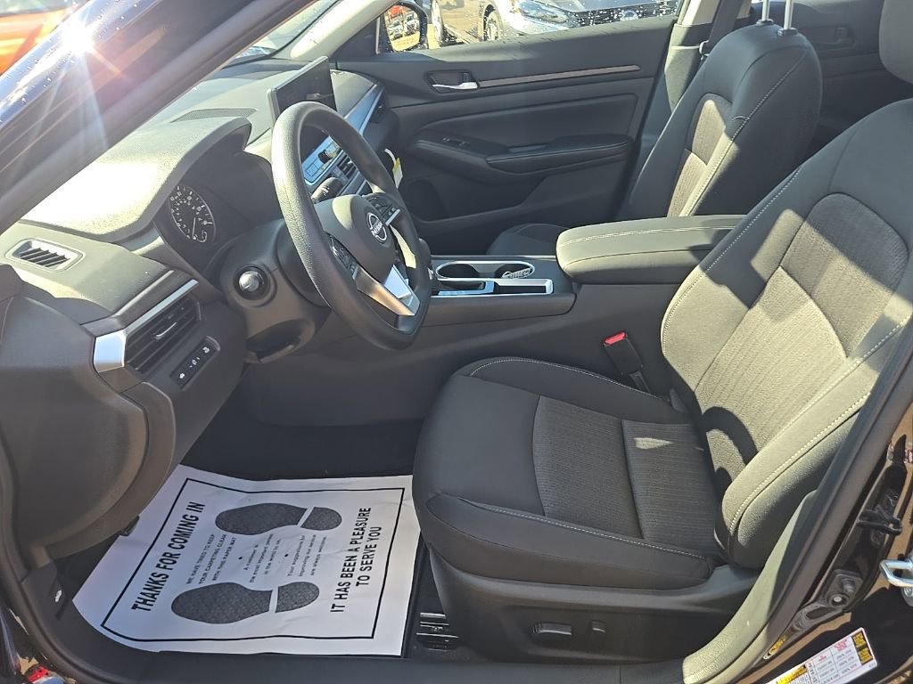 New 2025 Nissan Altima 2.5 SV w/ SV Special Edition Package FWD image 9