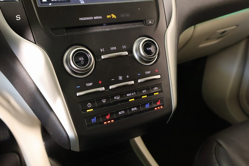 Used 2019 Lincoln MKC Reserve w/ MKC Climate Package image 8