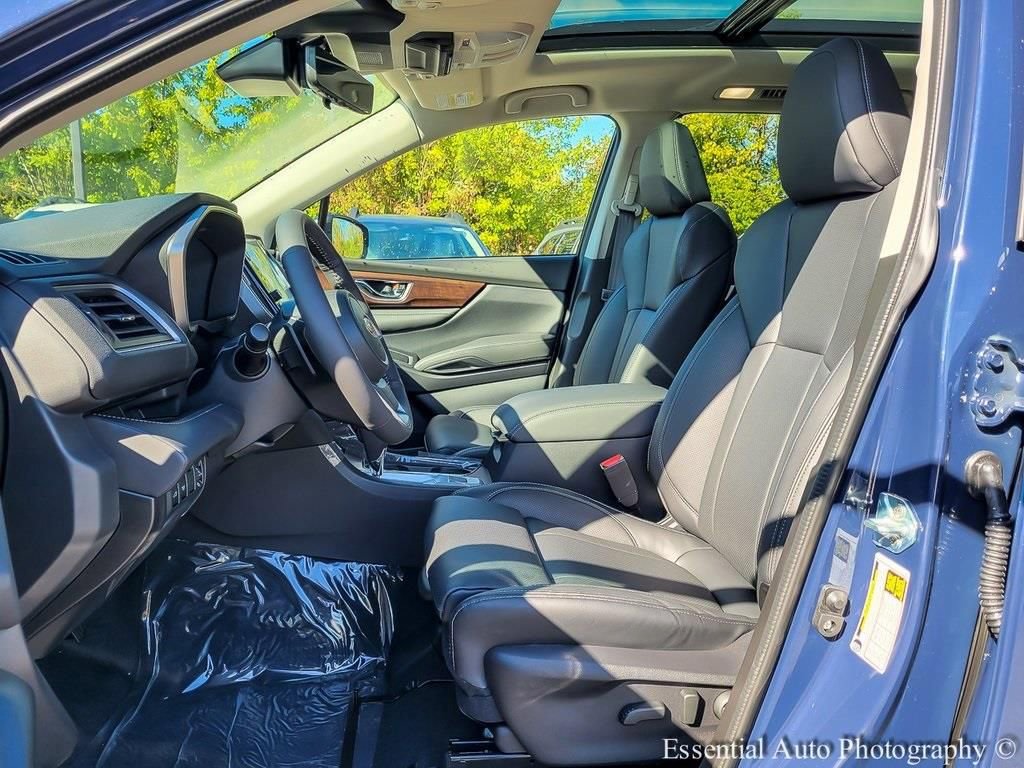 New 2025 Subaru Ascent Touring w/ Popular Package #2 image 8