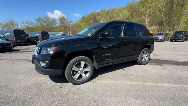 Used 2017 Jeep Compass High Altitude AWD/4WD image 4