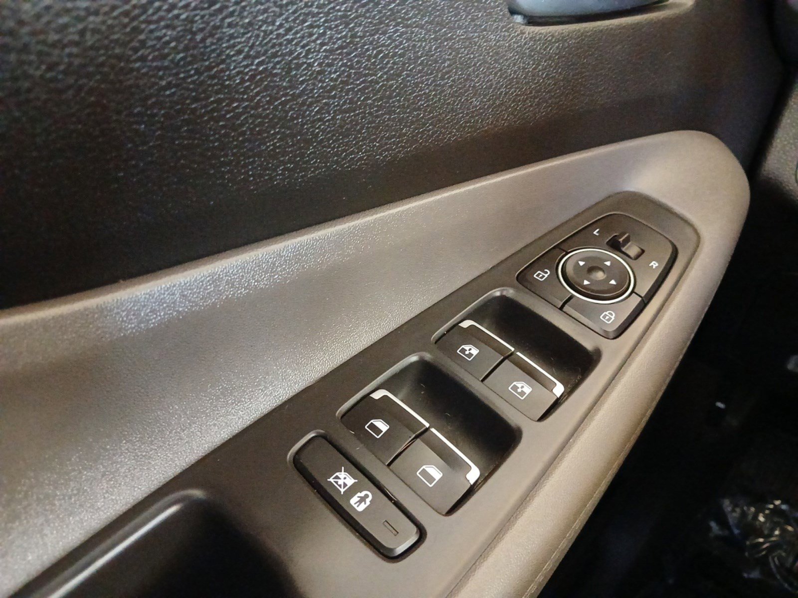 Used 2020 Hyundai Santa Fe SEL image 19