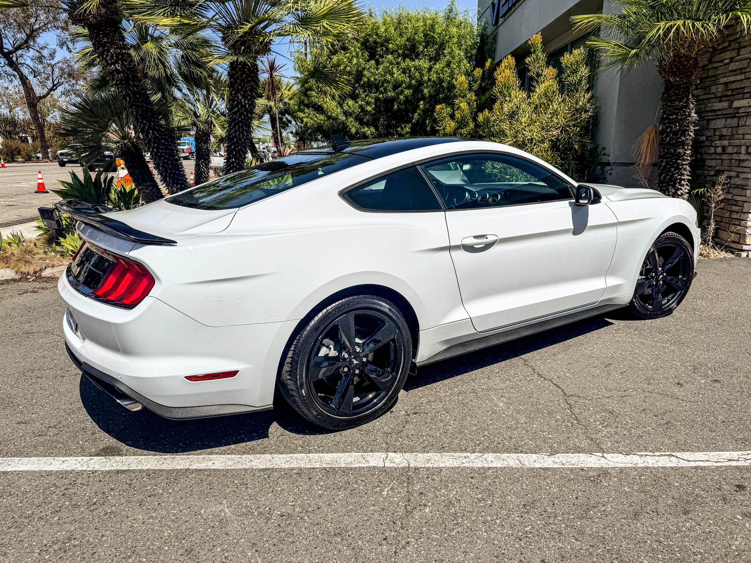Used 2021 Ford Mustang Coupe w/ Equipment Group 101A RWD image 7
