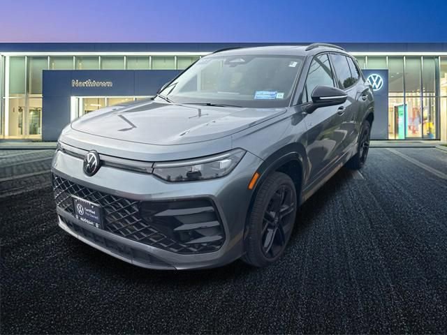 Used 2025 Volkswagen Tiguan SE R-Line AWD/4WD image 7