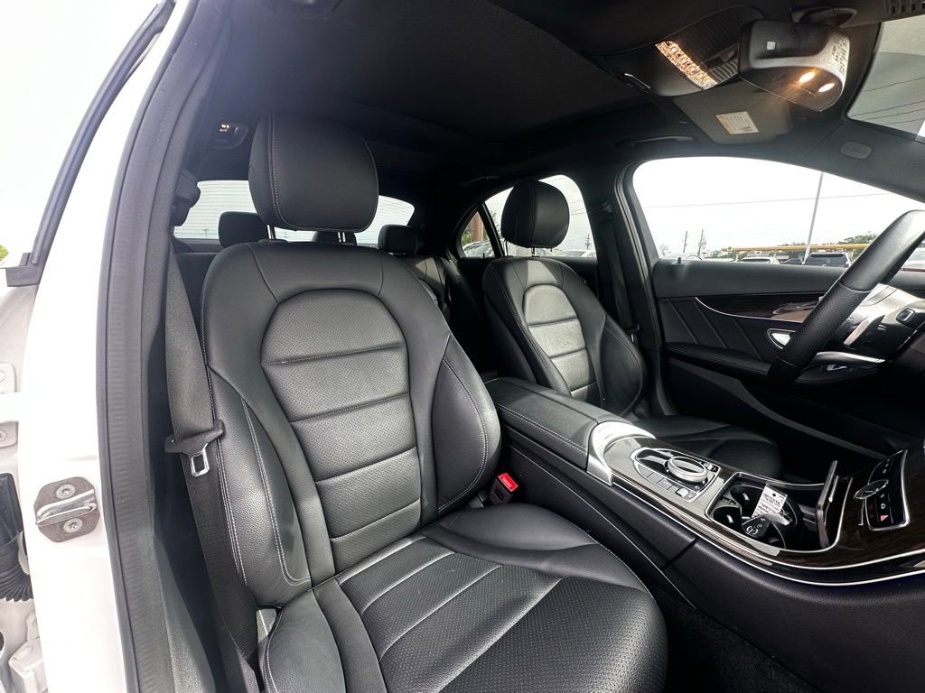 Used 2020 Mercedes-Benz C 300 4MATIC Sedan image 30