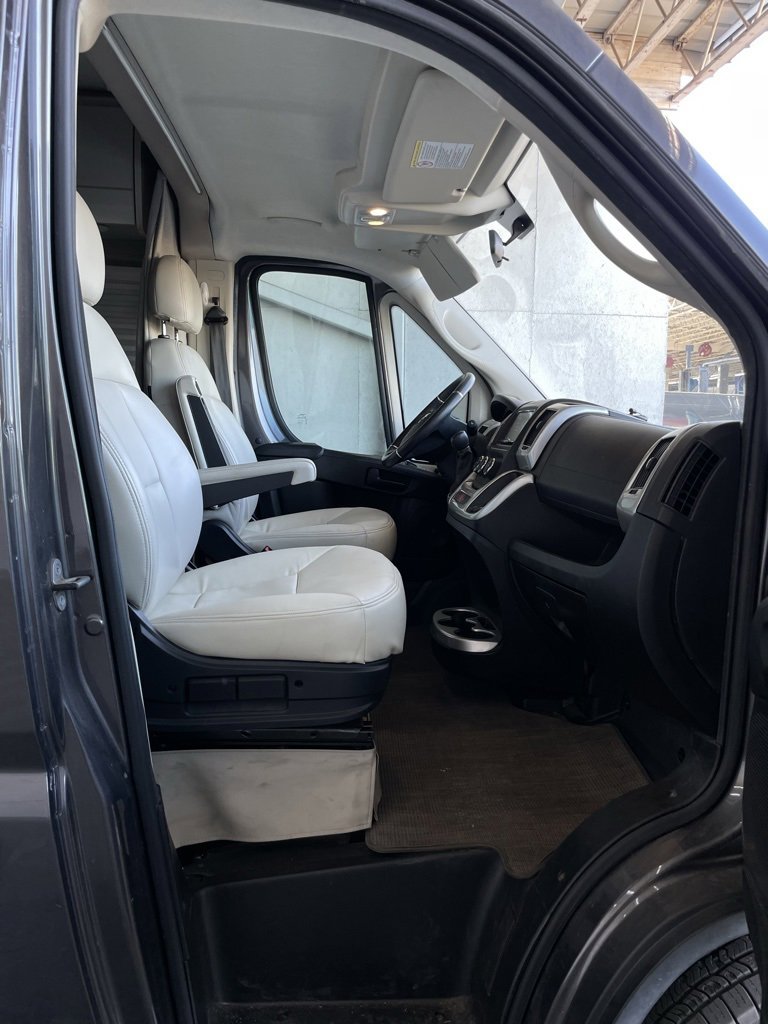 Used 2021 RAM ProMaster 3500 w/ Convenience Group image 12