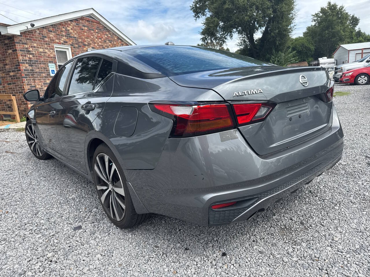 Used 2019 Nissan Altima 2.5 SR w/ SR Premium Package FWD image 6