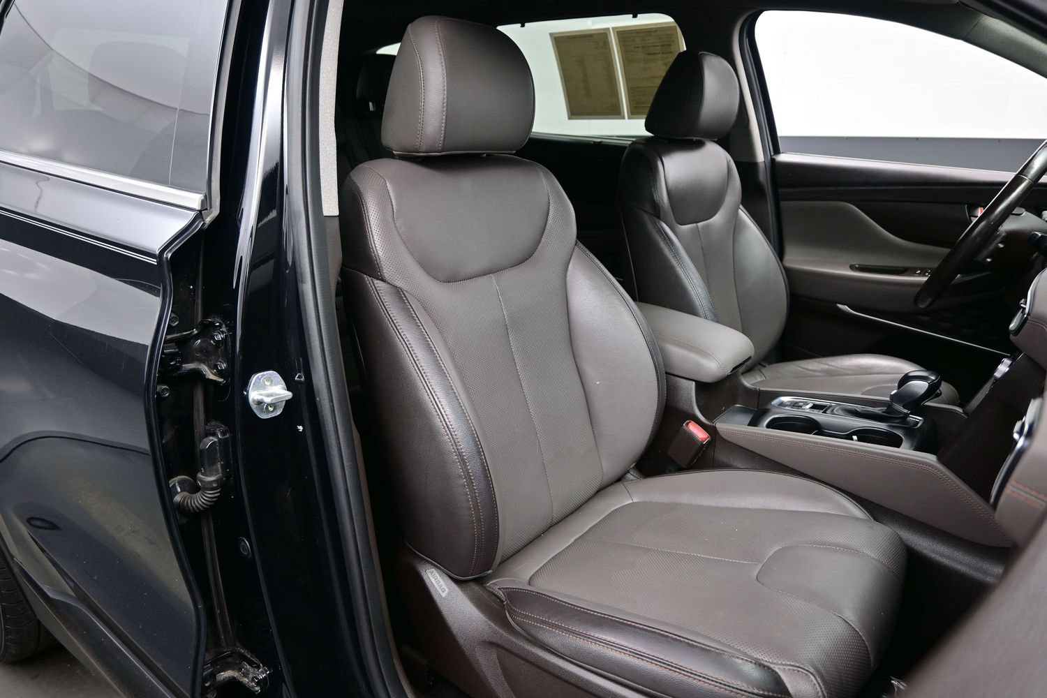 Used 2020 Hyundai Santa Fe Limited FWD image 14