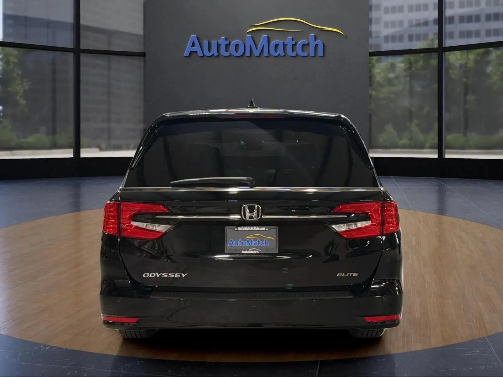 Used 2024 Honda Odyssey Elite image 9