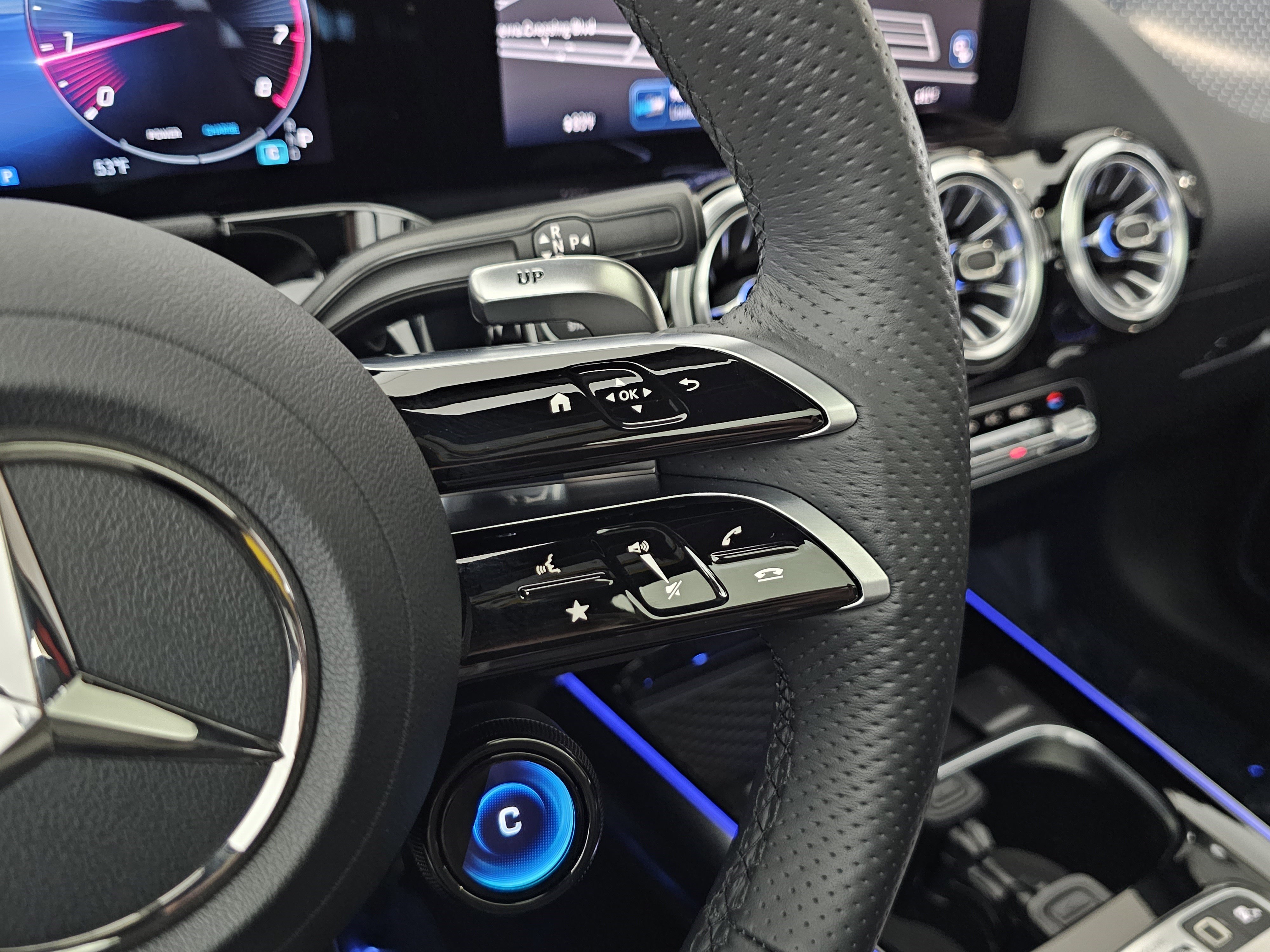 Certified 2025 Mercedes-Benz GLA 35 AMG 4MATIC image 44