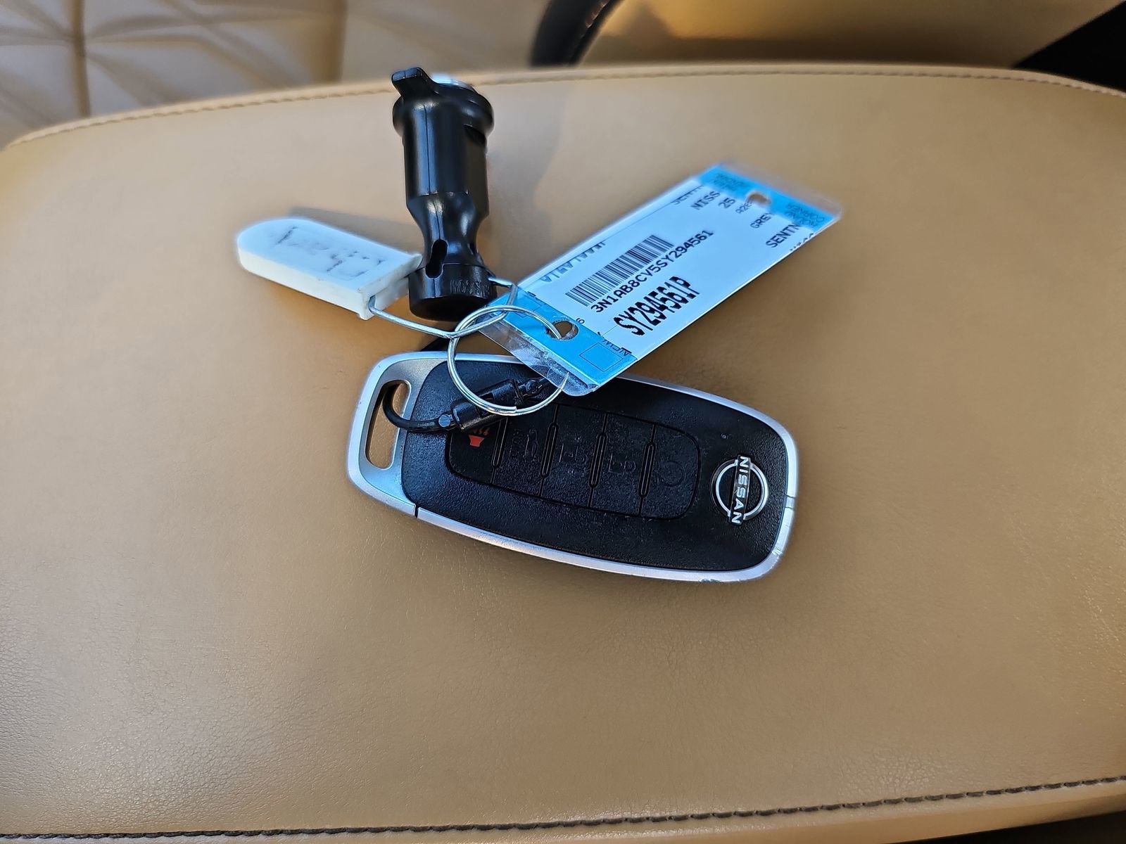 Used 2025 Nissan Sentra SV w/ SV Premium Package image 40