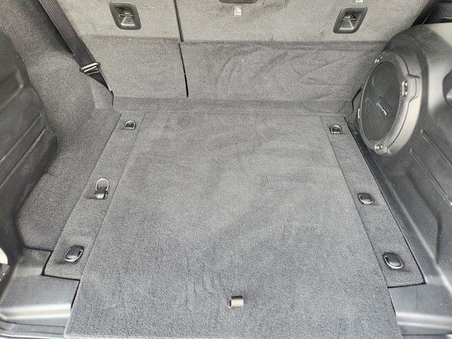 Used 2023 Jeep Wrangler Unlimited Sport image 32