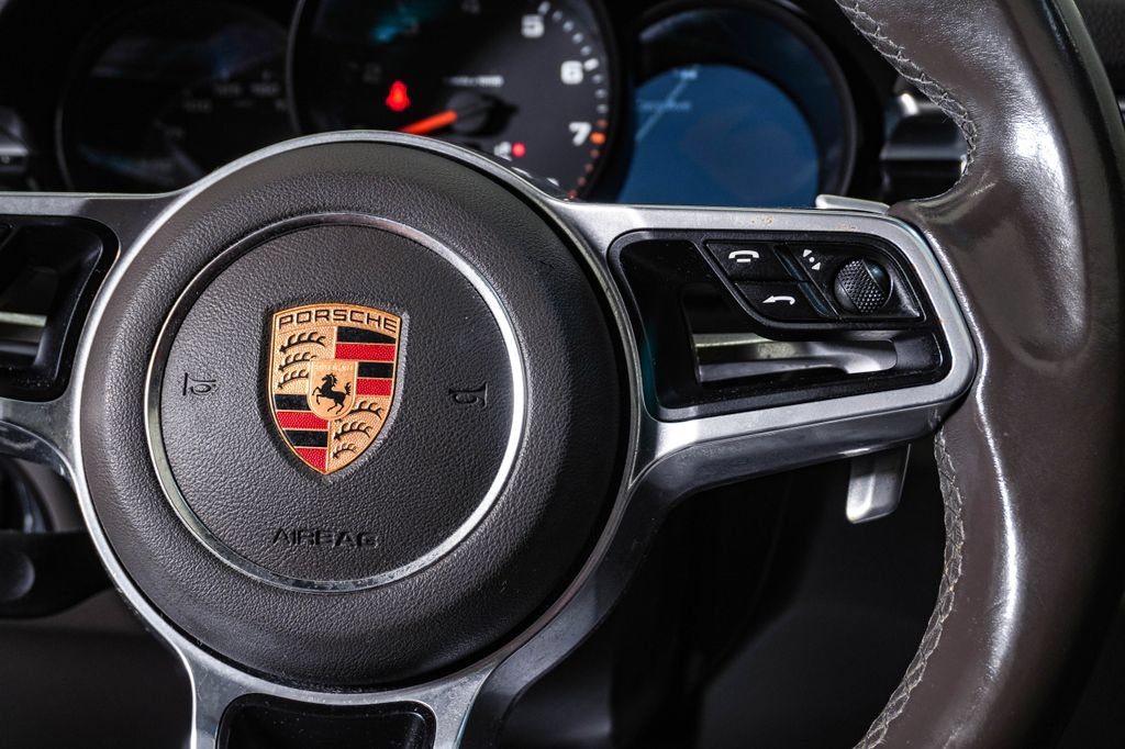 Used 2017 Porsche Macan AWD/4WD image 19