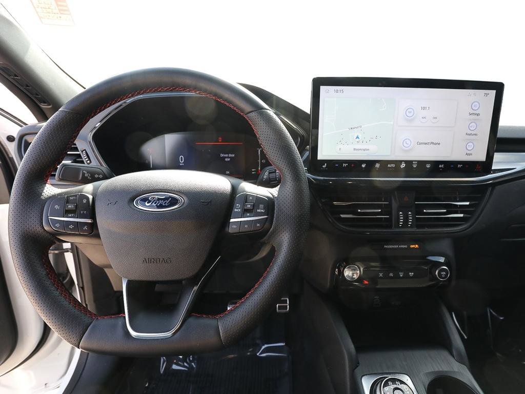 Used 2024 Ford Escape ST-Line w/ Tech Pack #1 AWD/4WD image 13